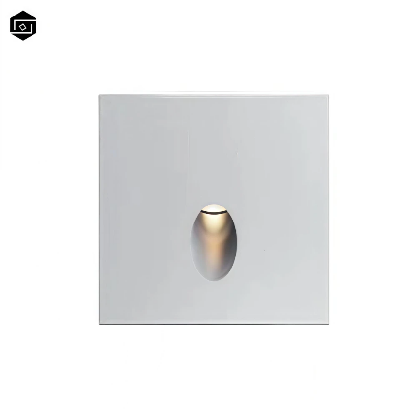 LA-D19F79 (4).png